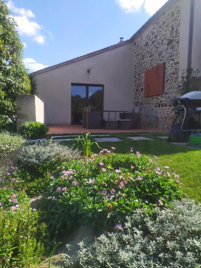 La Loge Bertine France Apartment Saint-Mars-la-Réorthe Екстериор снимка
